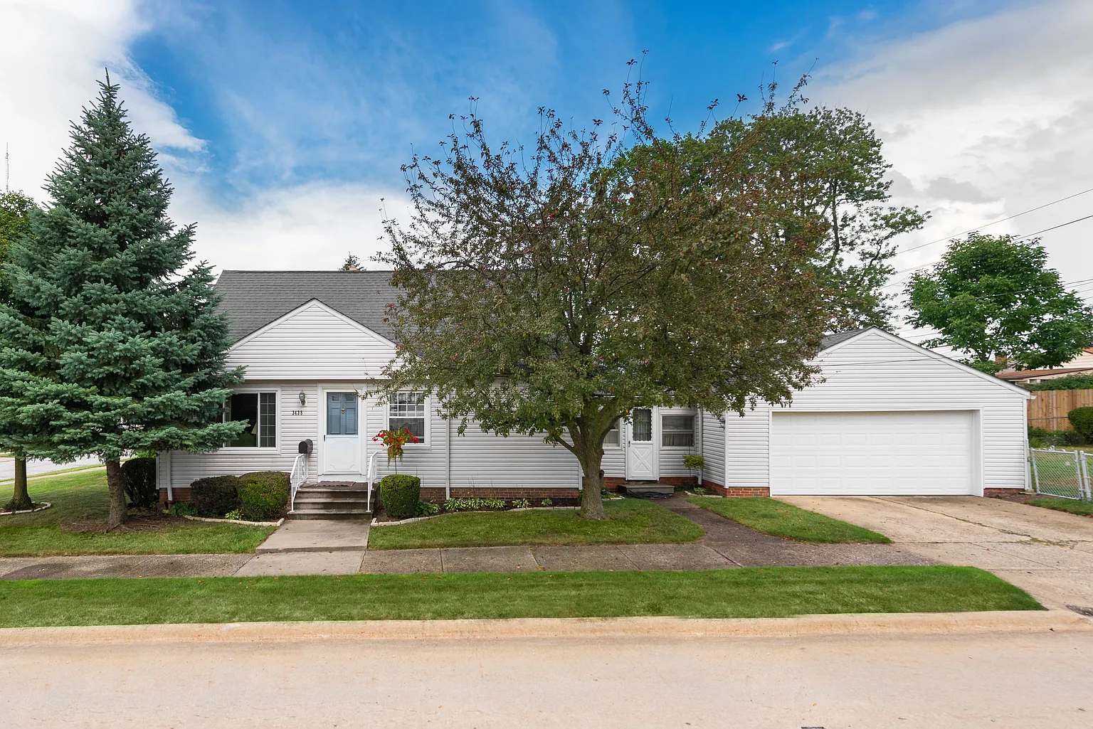 3435 Center Dr photo 1