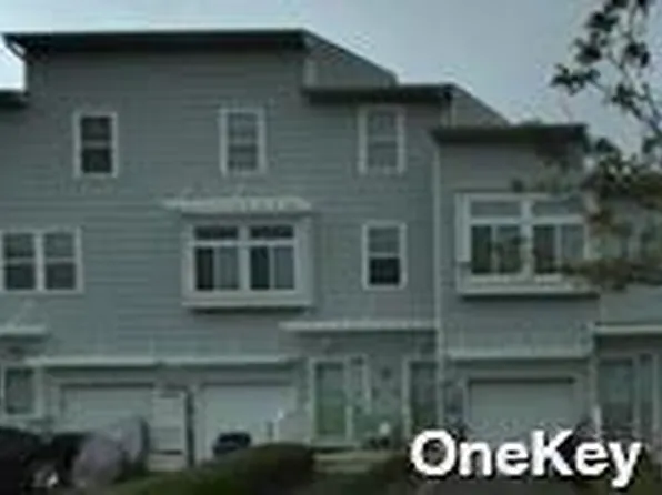 161 Sea Grass Lane, Arverne, NY 11692