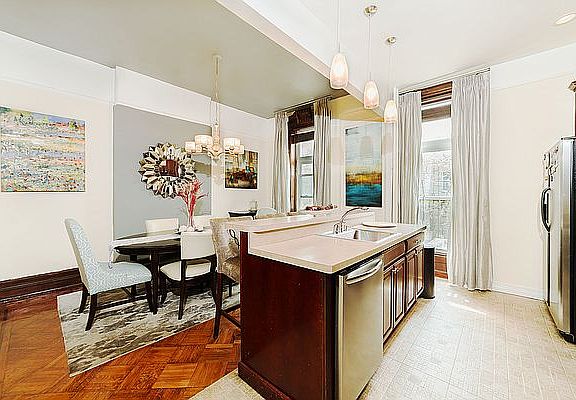 5th image of 418 Greene Ave APT 1