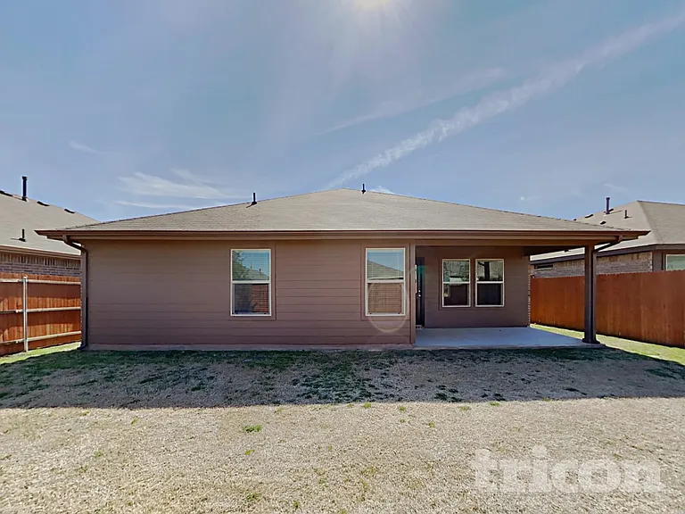 805 Walls Blvd — Photo 12