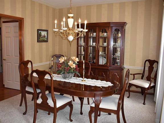 2nd image of 5934 Pennyroyal Pl