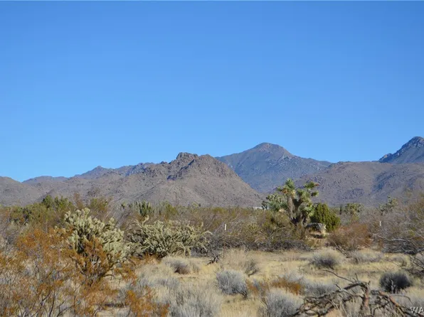 127 Diamond Back Rd, Yucca, AZ 86438