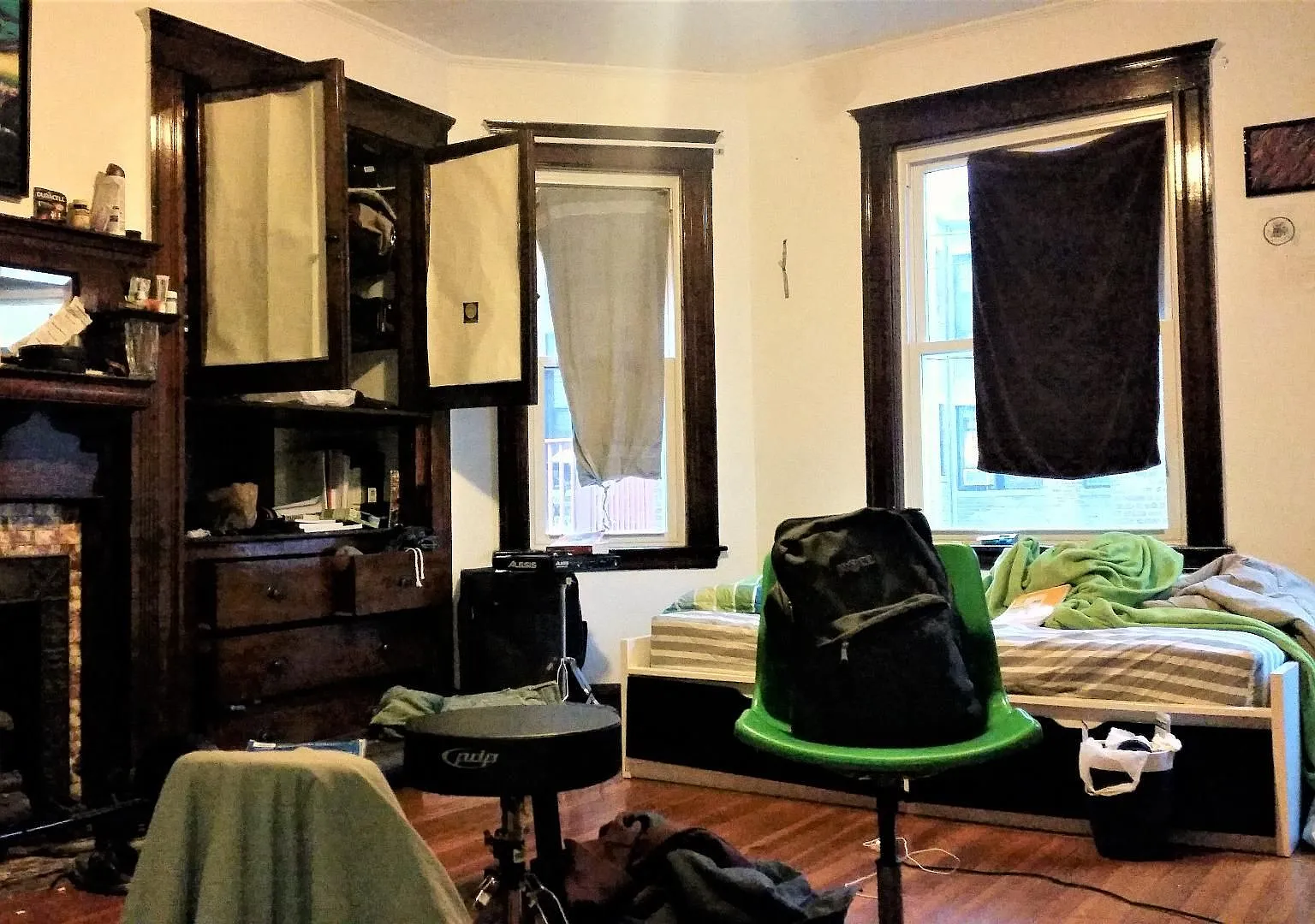 Unique BU Apartment — Photo 4