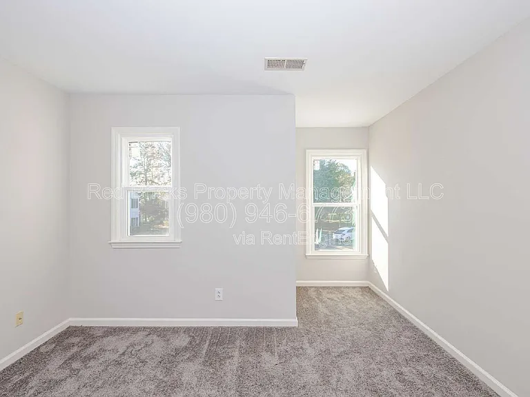 4709 Morning Dew Ct — Photo 29
