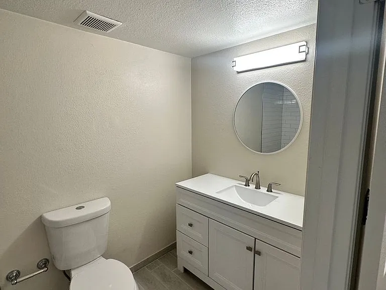 5805 W Evans Dr — Photo 22