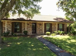 102 Jefferson St, La Porte, TX 77571