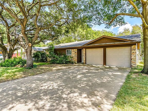 2nd image of 2308 Village Creek Dr