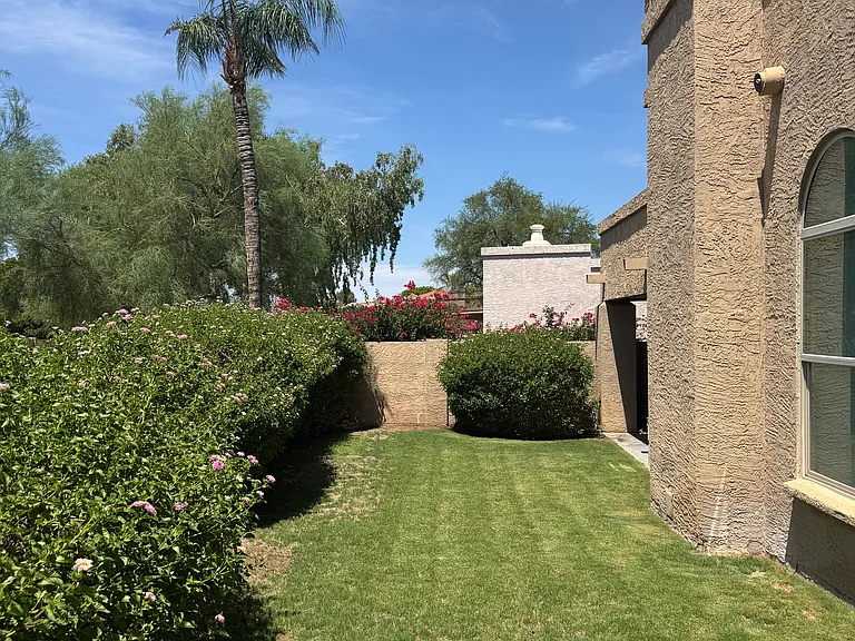 10551 E Fanfol Ln — Photo 18