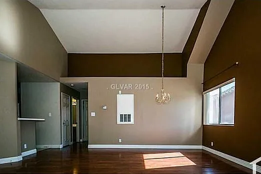 1 bed, 902 sqft, $1,450 — Photo 4