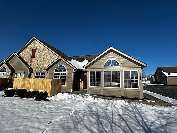 3rd image of 156 Jamie Lynn Cir