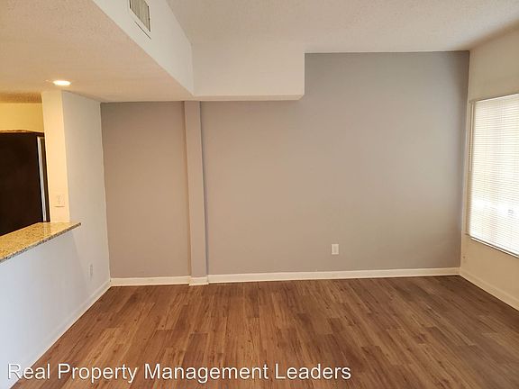 4th image of 6912 Trout St
