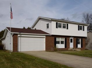 17661 Ironstone Dr, South Bend, IN