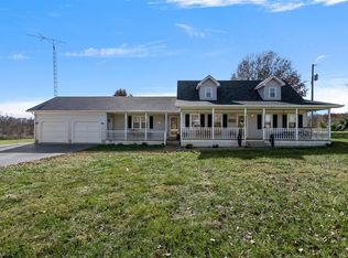 983 Apple Grove Rd, Smiths Grove, KY 42171