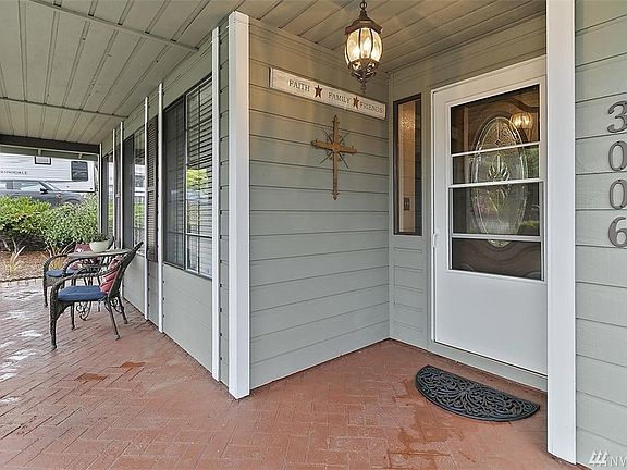 3rd image of 3006 30th Ave E
