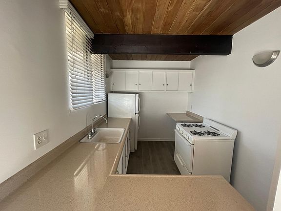 3rd image of 231 Belmont Ave #25