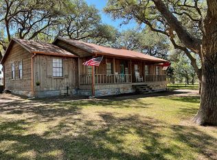 5877 County Road 436, Yoakum, TX 77995