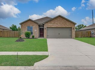 1222 Paradise Found Dr, Iowa Colony, TX 77583