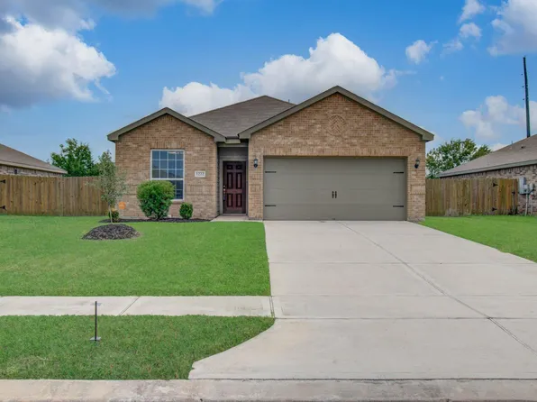 1222 Paradise Found Dr, Iowa Colony, TX 77583