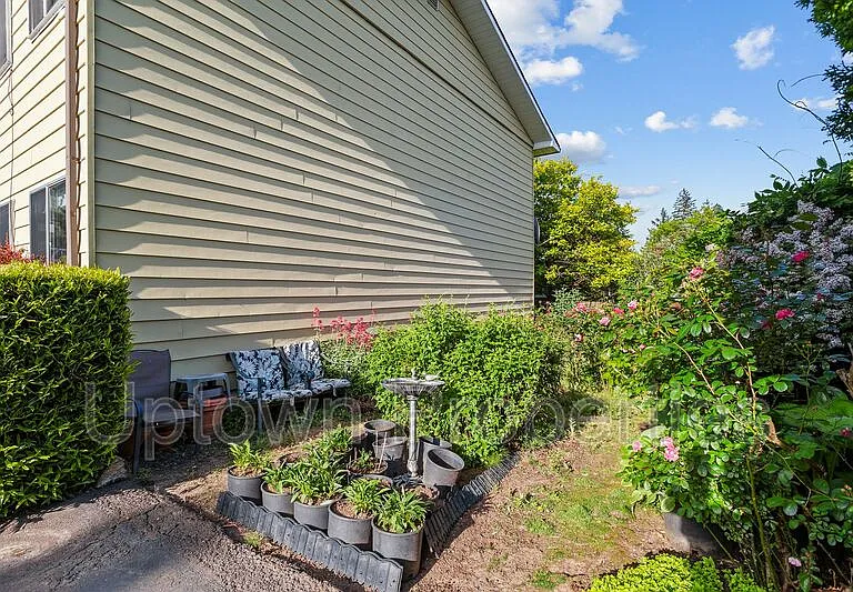 1508 SW Dewitt St #7 — Photo 22