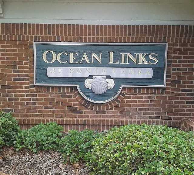 Welcome sign