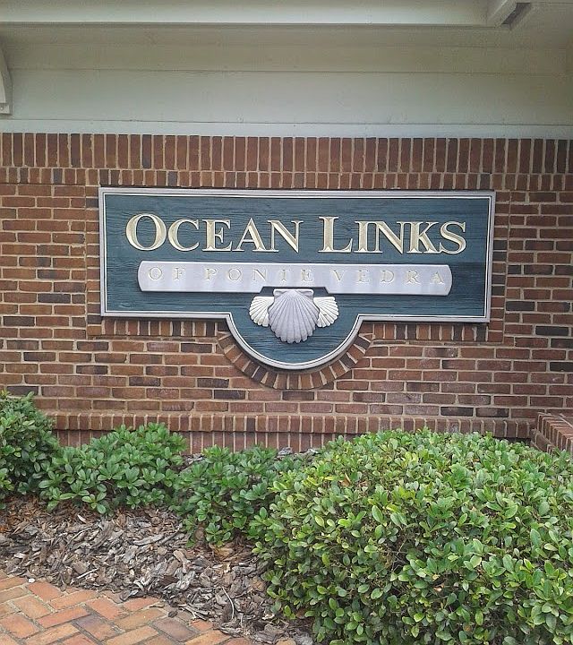 Welcome sign