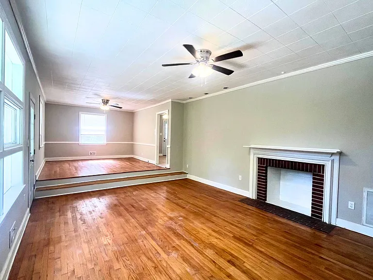 2742 Forest Ridge Dr — Photo 16