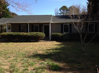2727 Aruba Dr, Powder Springs, GA 30127