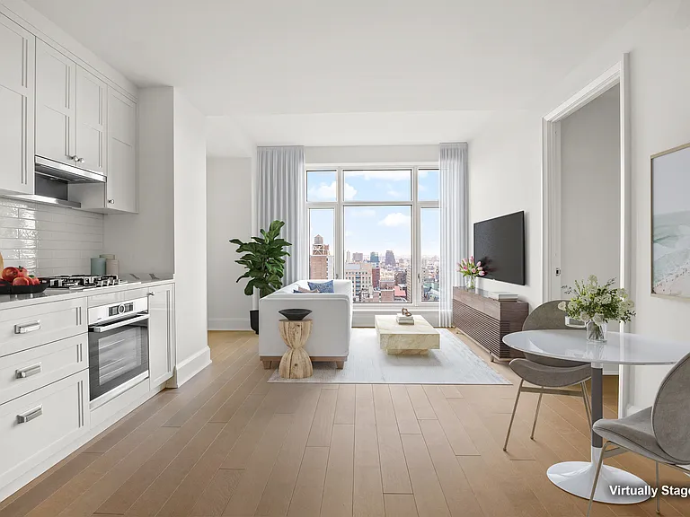 100 Claremont Ave #18D — Photo 1