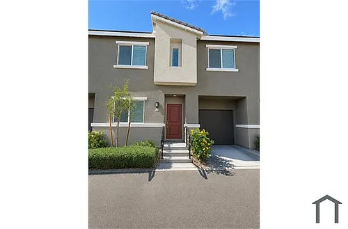 2726 Atomic Tangerine Way #2 Photo 1