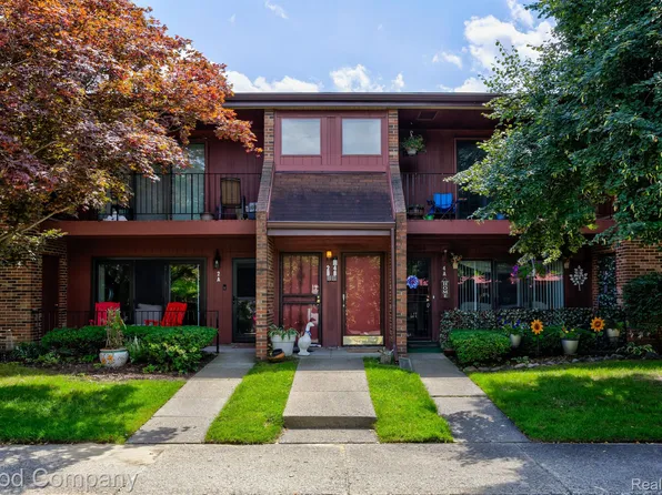 23822 Village House Dr N APT 4B, Southfield, MI 48033