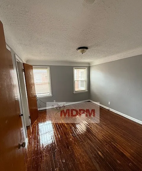 14422 Rutherford St — Photo 3