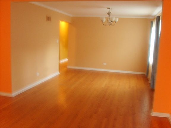 4th image of 3347 W Crain St