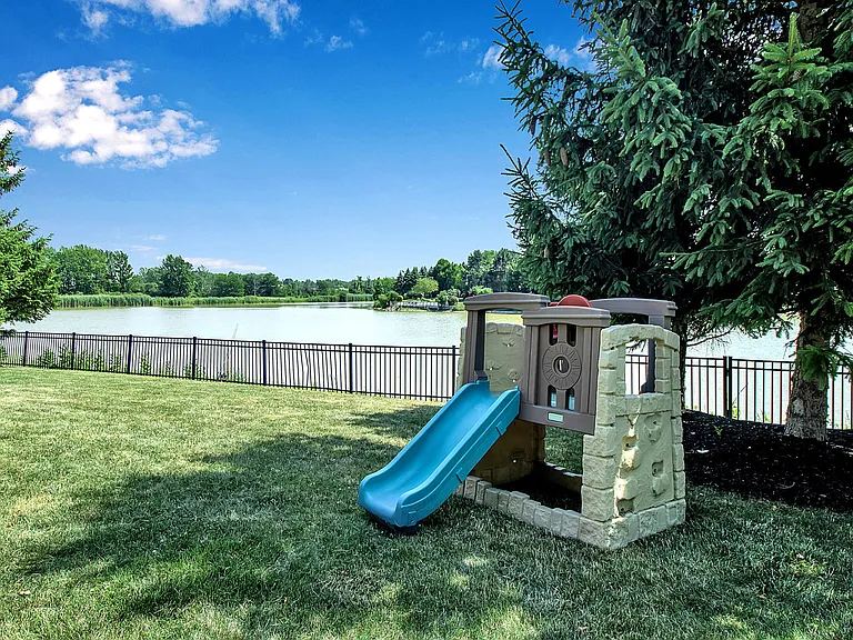 43 Ambrose Ct — Photo 41