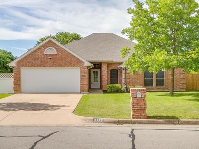 1177 Little Stone Ln, Burleson, TX, 76028
