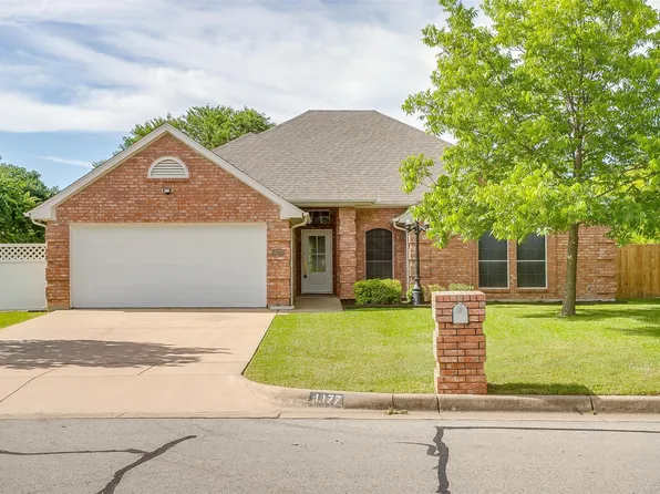 1177 Little Stone Ln, Burleson, TX 76028