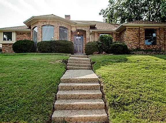 2nd image of 4620 Meadowview Dr