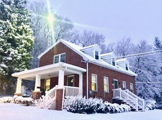 8932 Tomstown Rd, Waynesboro, PA 17268