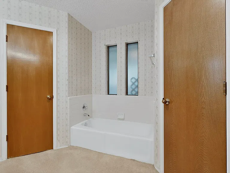7517 Crosstimbers Ln — Photo 22