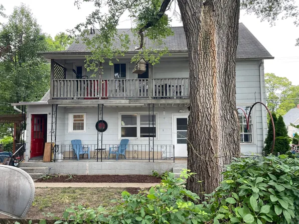 435 W Perry St, Bradley, IL 60915