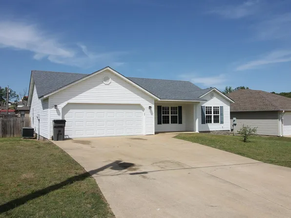 2103 Gabrielle St, Paragould, AR 72450