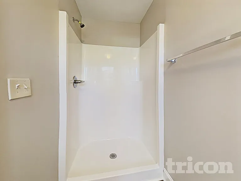 1656 Deer Creek Ln — Photo 10