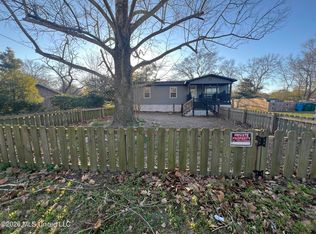 2007 Hester St, Pascagoula, MS 39581