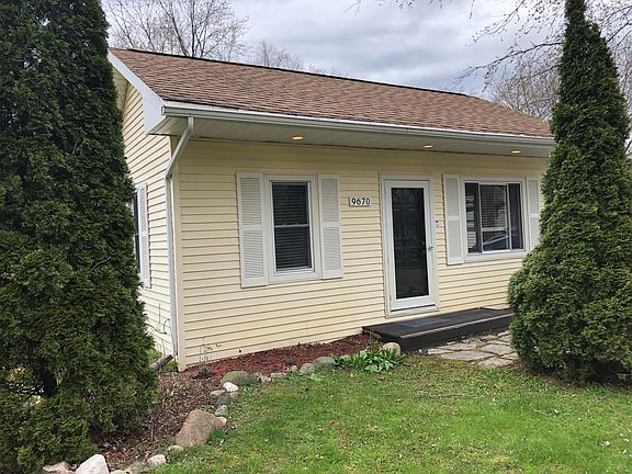 2nd image of 9670 Nestoria St