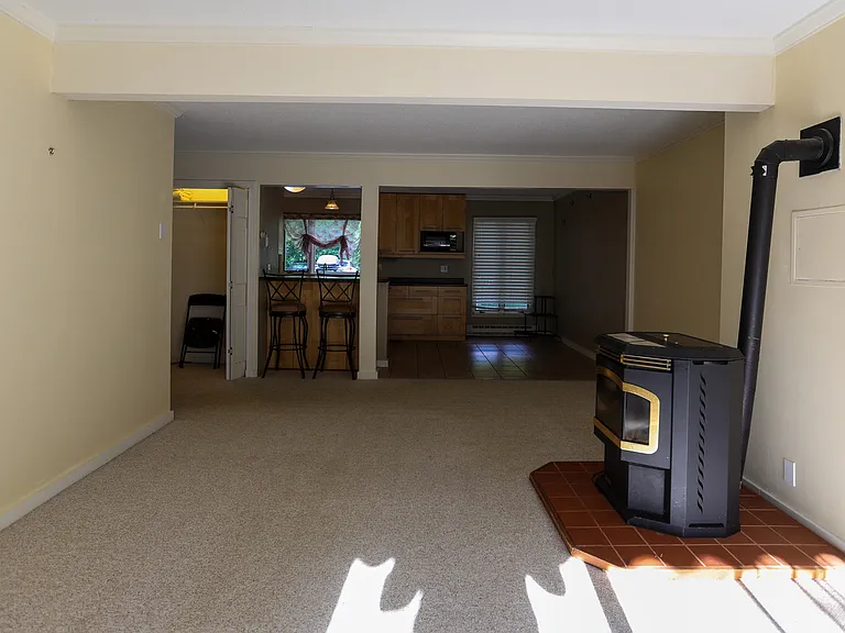 111 Brook Holw — Photo 16