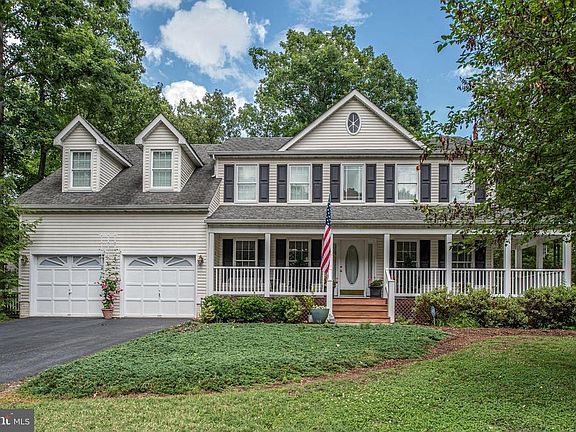 2nd image of 9826 Fendale Ln