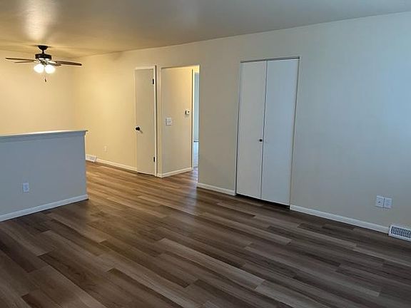 4th image of 820 Kellogg Ave #6