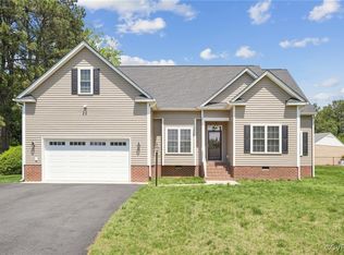 8254 Burr Dr, Mechanicsville, VA 23111