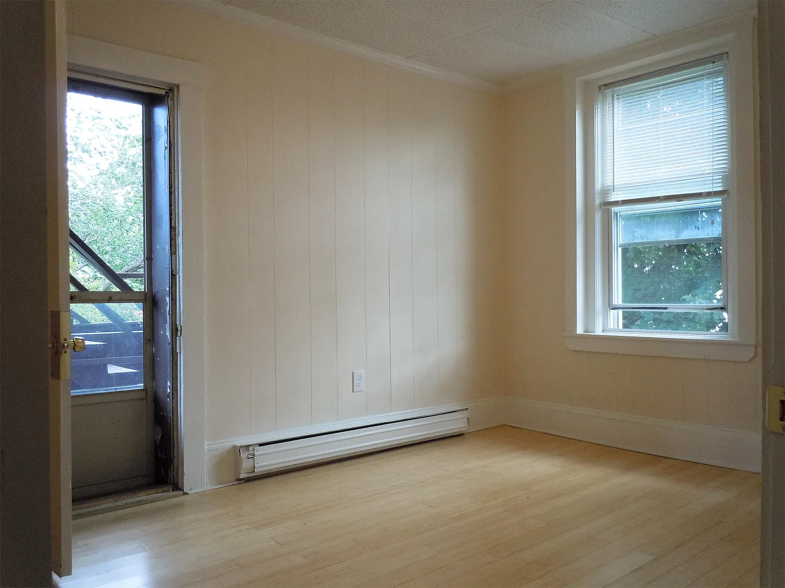 31 Elmwood St - 3 — Photo 4