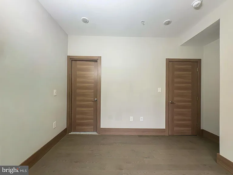 2109 M St NE #4 — Photo 10