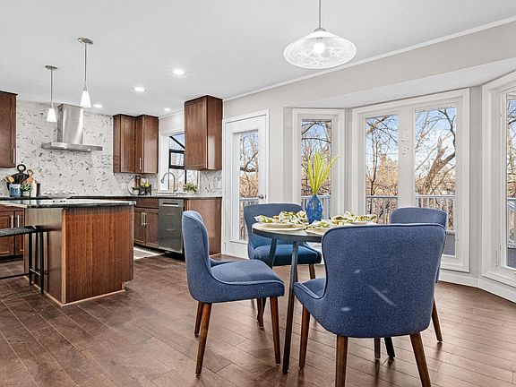 4th image of 6981 Edgebrook Pl